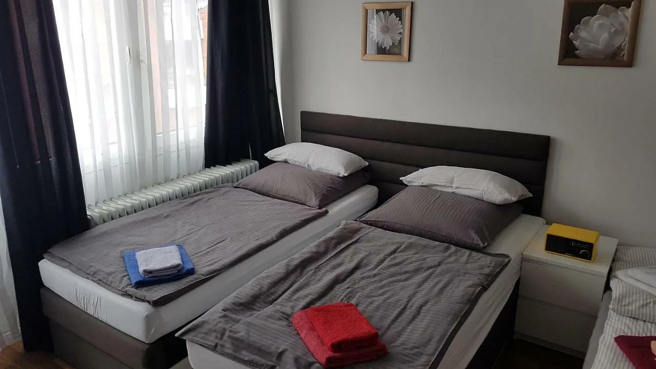 Sonniges Modernes Appartement Höhenberg Köln
